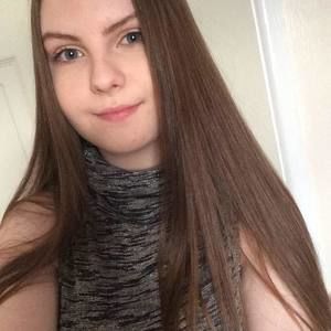 Meet your Posher, Caitlin